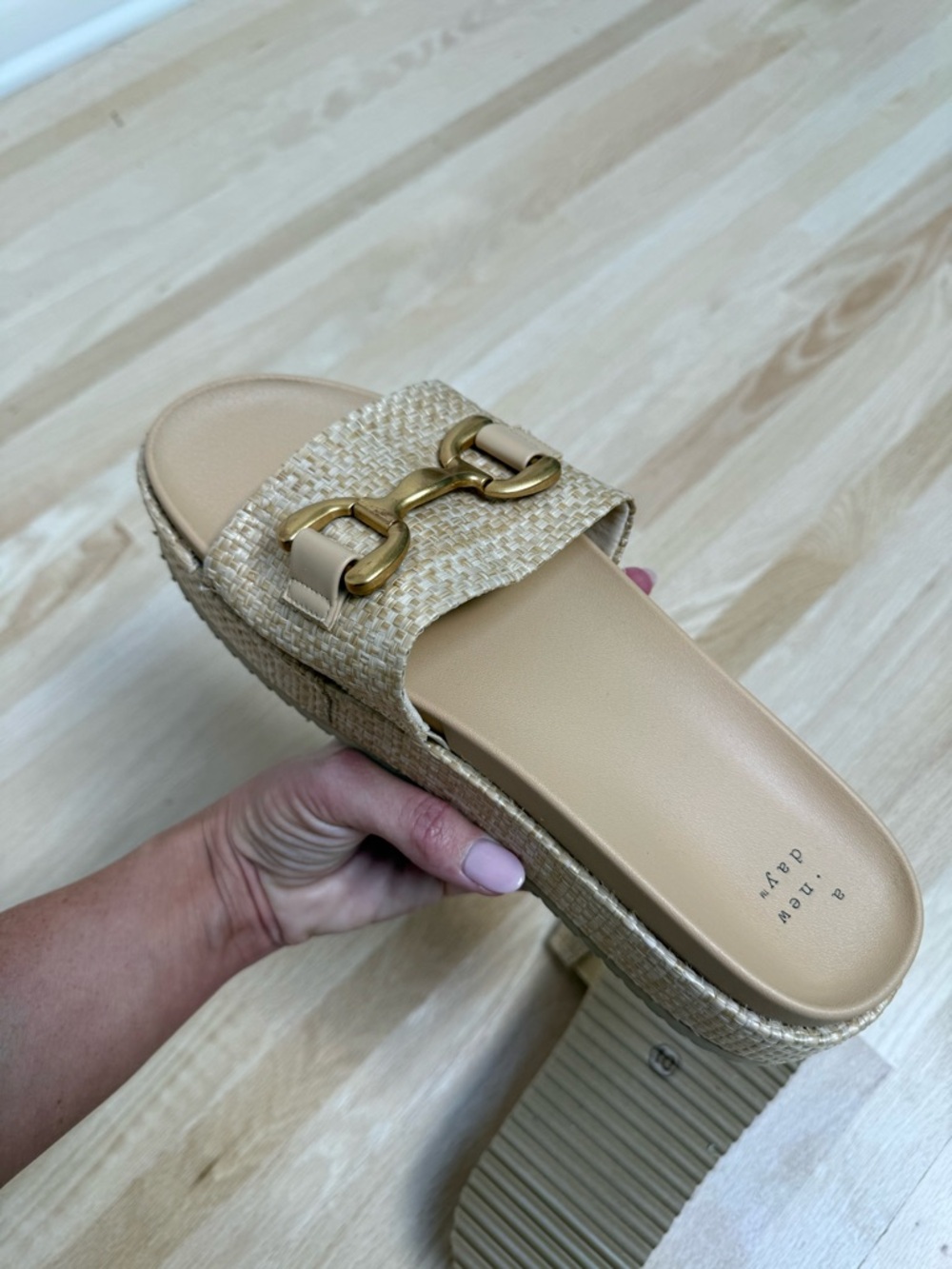 Platform Raffia Slide Sandals - Picture 5 of 6
